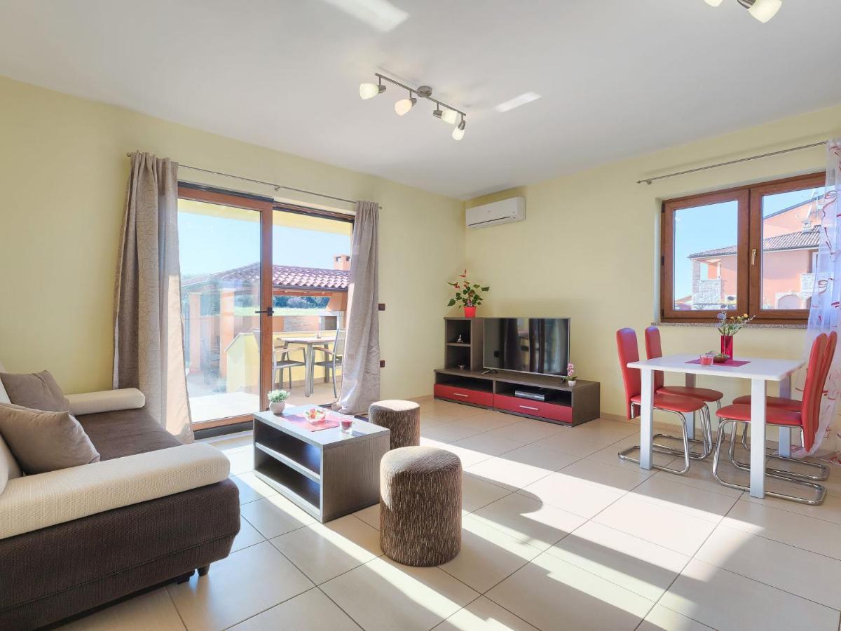 Holiday Home Linden Tree By Interhome Pula Exteriör bild